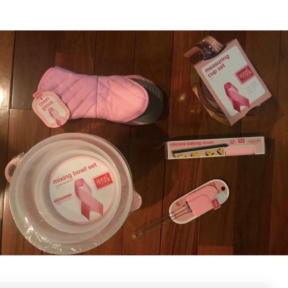 Good Cook Pink Baking Set